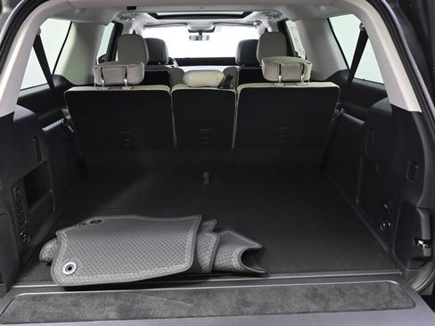 New 2026 Lincoln Navigator L Reserve w/ Jet Appearance Package image 19