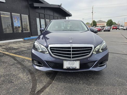 Used 2014 Mercedes-Benz E 350 4MATIC Sedan image 2