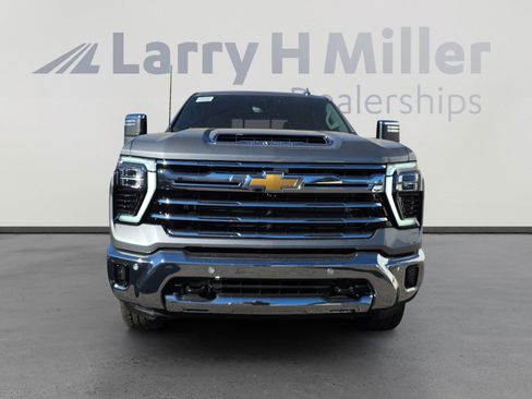 New 2026 Chevrolet Silverado 2500 LTZ w/ LTZ Premium Package image 8