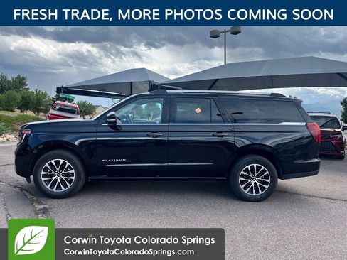 Used 2025 Ford Expedition Max Platinum AWD/4WD image 5