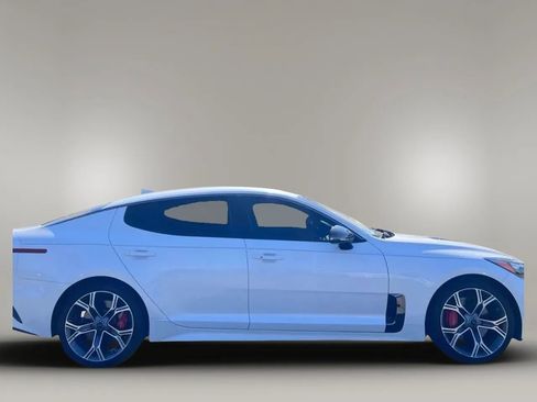 Used 2020 Kia Stinger GT RWD image 5