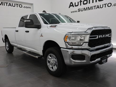 Used 2024 RAM 3500 Tradesman w/ Chrome Appearance Group AWD/4WD image 2