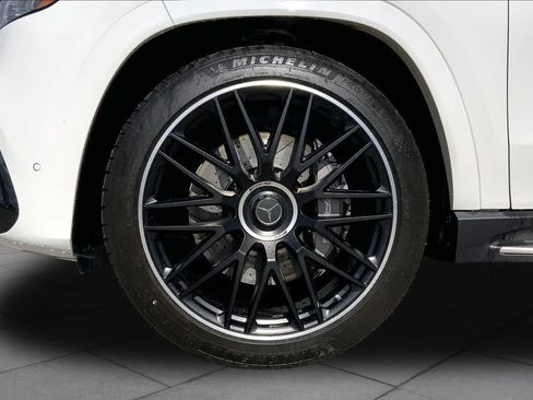 Certified 2025 Mercedes-Benz GLS 63 AMG 4MATIC image 12