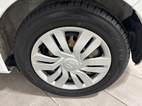 Used 2016 Honda Fit LX image 11