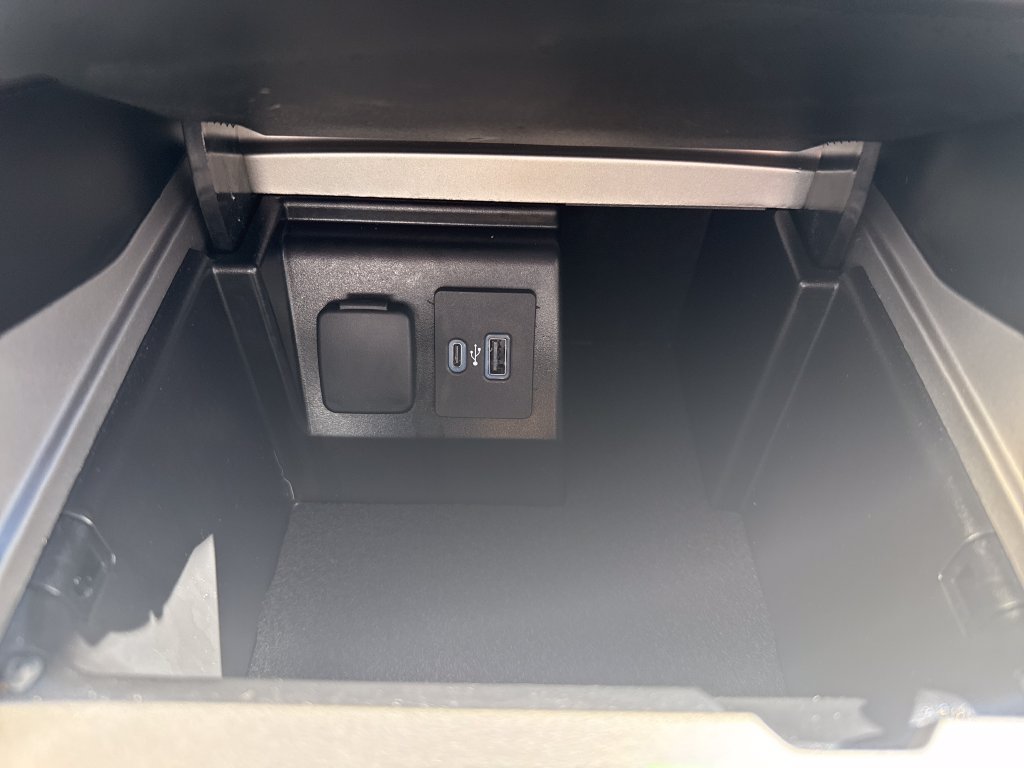 Used 2023 Ford Explorer ST w/ Equipment Group 401A AWD/4WD image 30