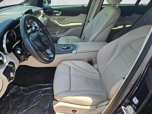Used 2018 Mercedes-Benz GLC 300 image 17