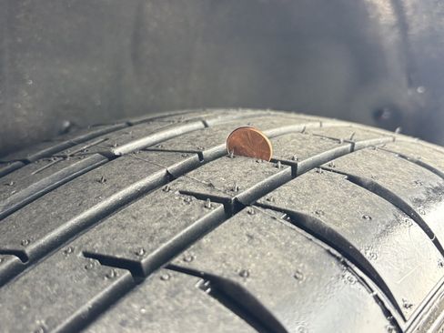 Used 2024 Toyota Highlander LE image 14