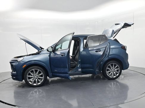Used 2024 Buick Encore GX Avenir w/ Avenir Convenience Package FWD image 51