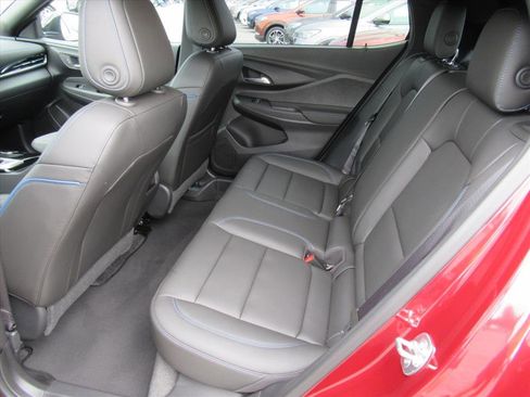 Used 2025 Buick Envista Sport Touring w/ Convenience I Package image 29