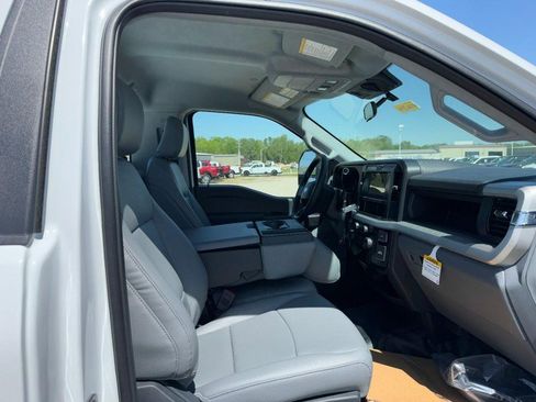 New 2026 Ford F450 4x4 Regular Cab Super Duty image 5