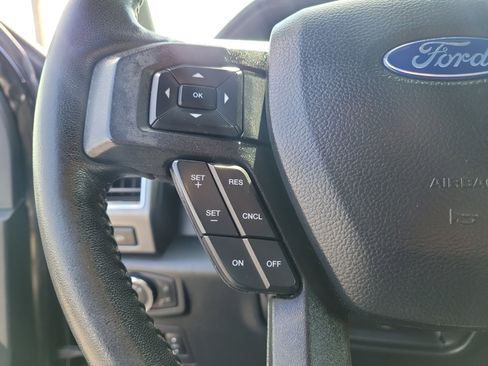 Used 2020 Ford F150 XLT w/ Equipment Group 302A Luxury AWD/4WD image 19