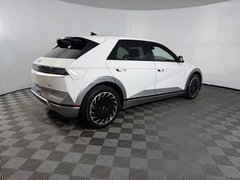 Used 2023 Hyundai Ioniq 5 Limited image 6