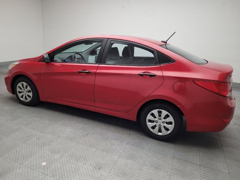Used 2016 Hyundai Accent SE image 3