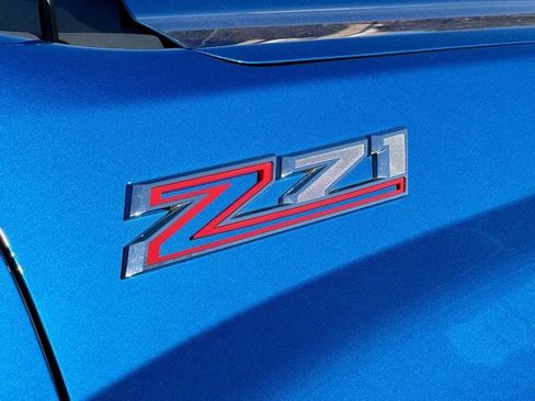 Used 2024 Chevrolet Silverado 1500 LT w/ Z71 Off-Road Package image 15