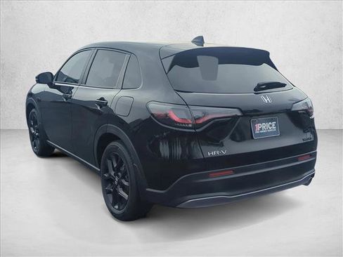 Used 2024 Honda HR-V Sport image 8