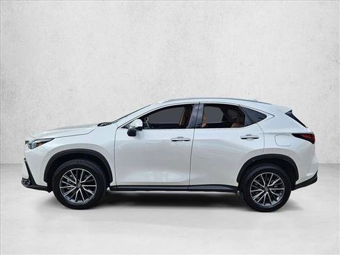 Used 2024 Lexus NX 250 FWD w/ Towing Package (2000 Lbs) image 8