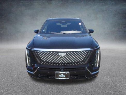 New 2026 Cadillac Vistiq Luxury image 3