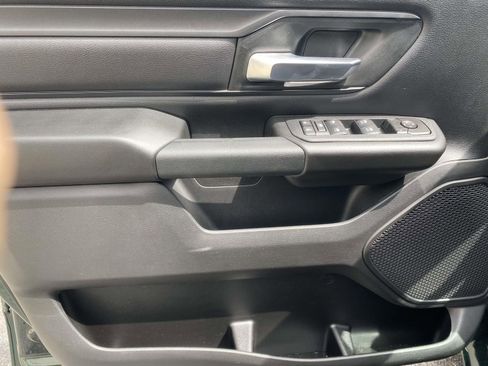 New 2026 RAM 1500 Express AWD/4WD image 17