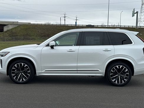 New 2026 Volvo XC90 B6 Plus w/ Protection Package Premier image 6