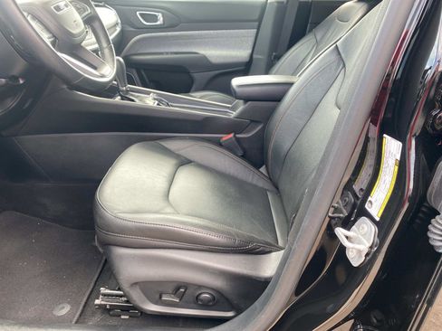 Used 2022 Jeep Compass Latitude image 23