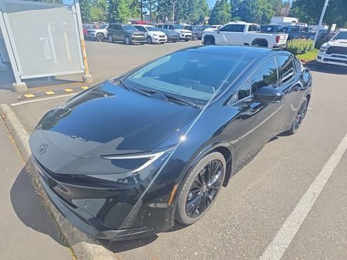 Used 2026 Toyota Prius AWD image 2