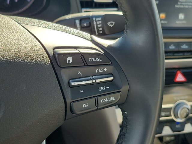 Used 2019 Hyundai Elantra Limited w/ Winter Weather Package FWD image 13