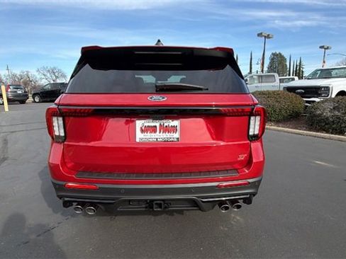 New 2026 Ford Explorer ST image 5