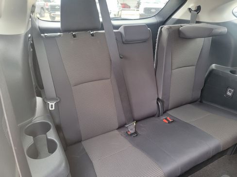 Used 2024 Toyota Highlander LE image 13