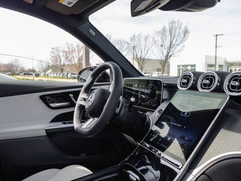 New 2026 Mercedes-Benz GLC 300 4MATIC image 19