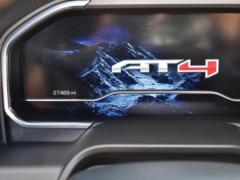 Used 2024 GMC Sierra 1500 AT4 w/ Technology Package image 7