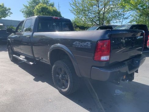 Used 2017 RAM 2500 Big Horn w/ Sport Appearance Group AWD/4WD image 2