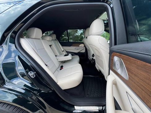 Certified 2025 Mercedes-Benz GLE 450 4MATIC image 15