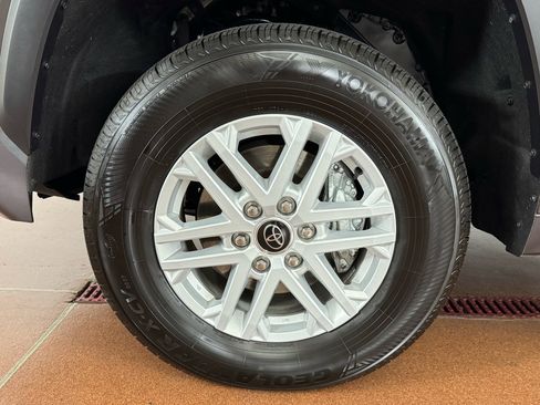 Used 2023 Toyota Tundra SR5 w/ SR5 Convenience Package image 8