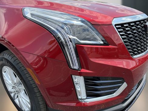 Used 2026 Cadillac XT5 Luxury FWD image 11