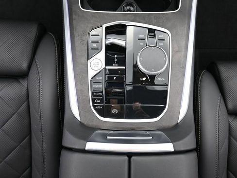 Used 2025 BMW X5 xDrive40i image 15