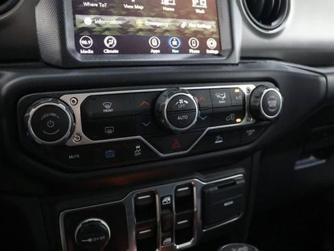 Used 2023 Jeep Wrangler Unlimited w/ 8.4" Radio Group AWD/4WD image 32