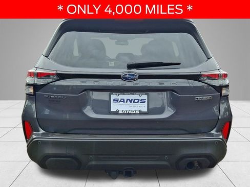 Used 2025 Subaru Forester Touring AWD/4WD image 5