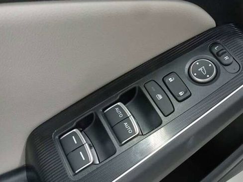 Used 2024 Honda Civic Touring image 21