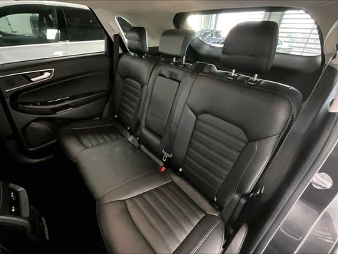 Used 2020 Ford Edge SEL image 27