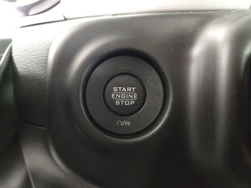 Used 2023 Jeep Wrangler Sport S image 24