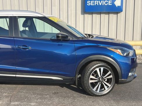 Used 2020 Nissan Kicks SR w/ SR Premium Package image 17