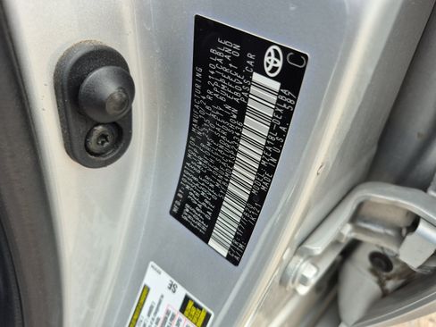 Used 2025 Toyota Corolla LE FWD image 16