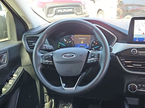 Used 2022 Ford Escape SE w/ Convenience Package FWD image 26