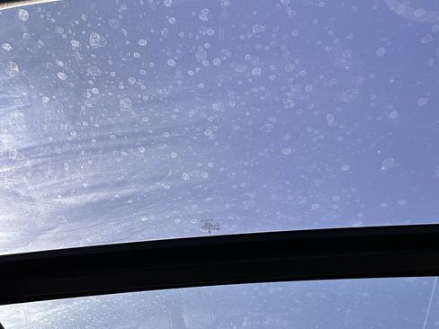 Used 2023 Ford F250 Lariat w/ Lariat Ultimate Package image 30