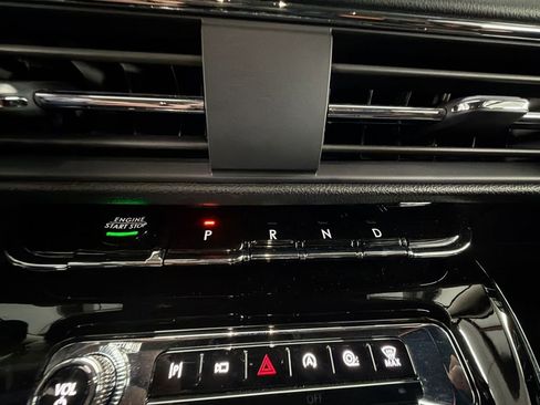 Used 2025 Lincoln Corsair FWD w/ Equipment Group 101A image 16