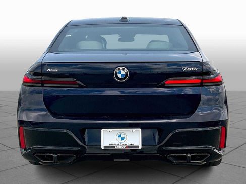 New 2025 BMW 760i xDrive w/ Executive Package image 4