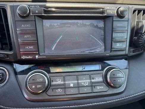 Used 2014 Toyota RAV4 Limited AWD/4WD image 3