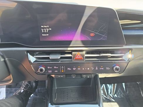 Used 2023 Kia Niro Wind w/ Wind Preserve Package FWD image 17