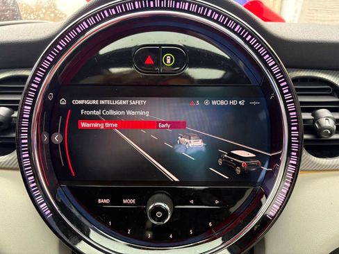 Used 2024 MINI Cooper SE image 45