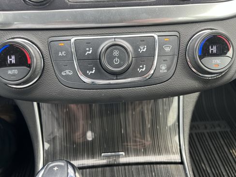 Used 2020 Chevrolet Impala LT image 18